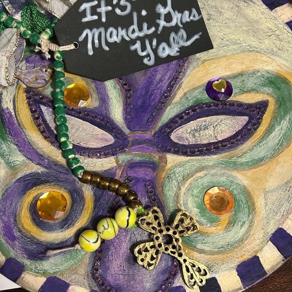 It’s Mardi Gras Y’all, Fleur de Lis - Picture 4 of 12